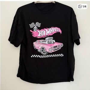 Hot Wheels Black and Bag